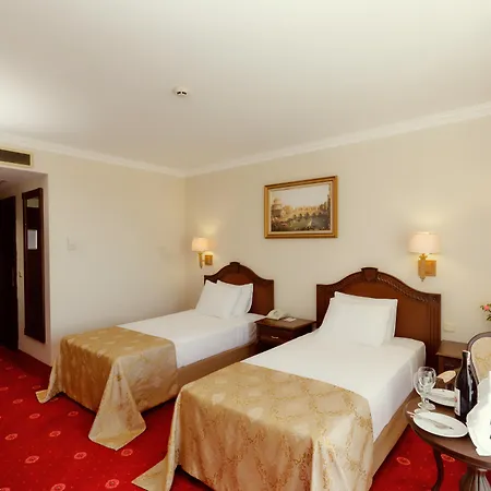 Hotel Ducale Lara - Ultra 5*