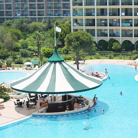 מלון Ducale Lara 5*